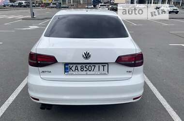 Седан Volkswagen Jetta 2016 в Вишневому