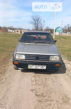 Седан Volkswagen Jetta 1987 в Чернівцях