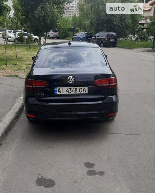 Седан Volkswagen Jetta 2015 в Києві фото 4 Седан Volkswagen Jetta 2015 в Києві