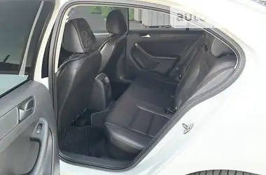 Volkswagen Jetta 2014