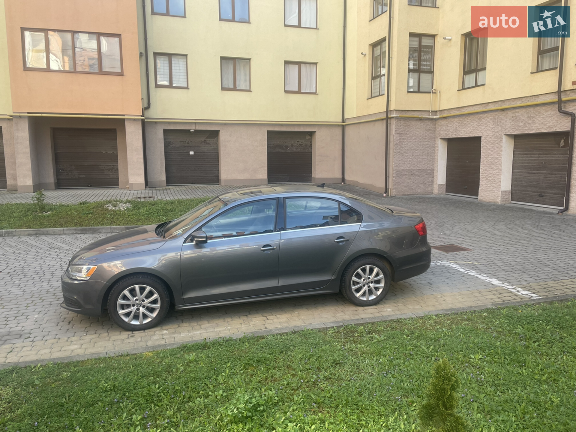 2012 Volkswagen Jetta - мініатюра 3