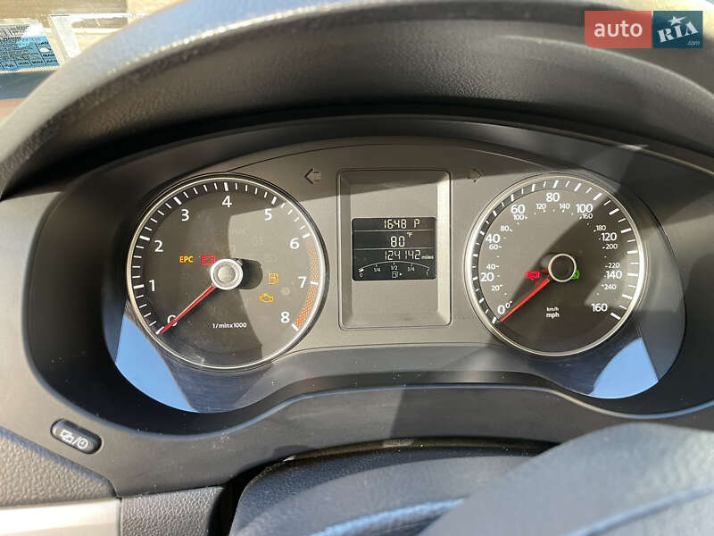 Седан Volkswagen Jetta 2012 в Ивано-Франковске