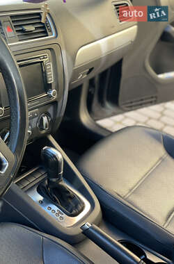 Седан Volkswagen Jetta 2012 в Ивано-Франковске