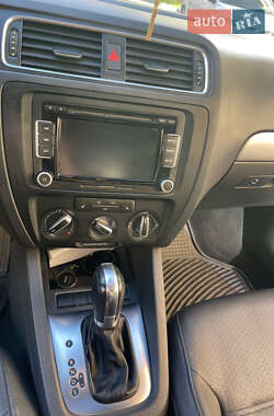 Седан Volkswagen Jetta 2012 в Ивано-Франковске