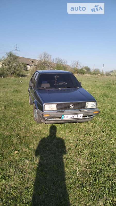 Седан Volkswagen Jetta 1987 в Ровно