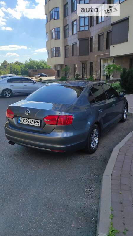 Седан Volkswagen Jetta 2014 в Харькове