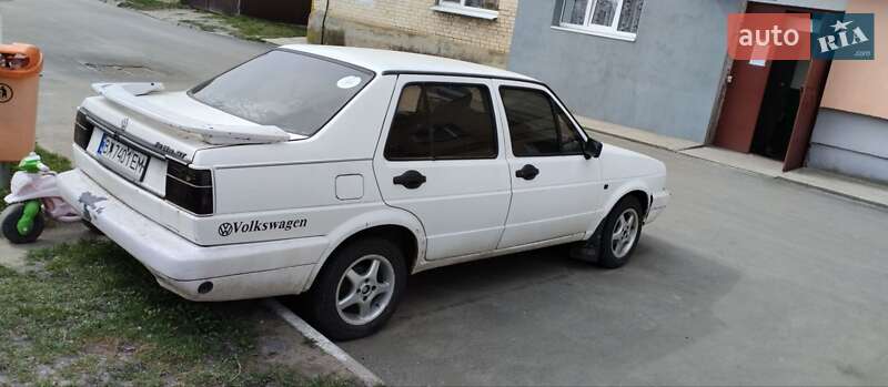 Седан Volkswagen Jetta 1986 в Красилове