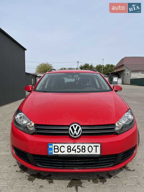 Универсал Volkswagen Jetta 2014 в Сокале