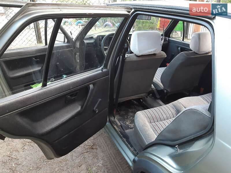 Седан Volkswagen Jetta 1988 в Днепре