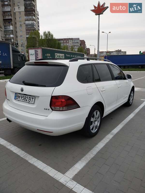Универсал Volkswagen Jetta 2012 в Сумах