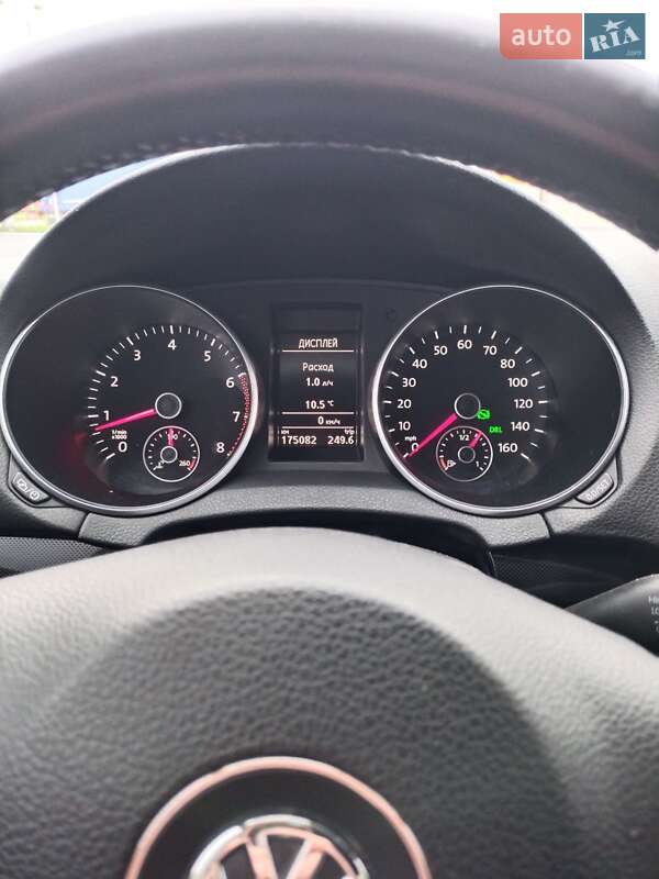 Универсал Volkswagen Jetta 2012 в Сумах