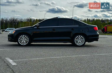 Седан Volkswagen Jetta 2014 в Киеве