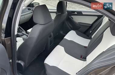 Седан Volkswagen Jetta 2014 в Києві