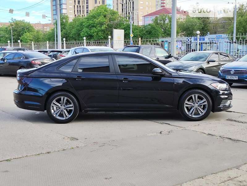 Седан Volkswagen Jetta 2021 в Харькове
