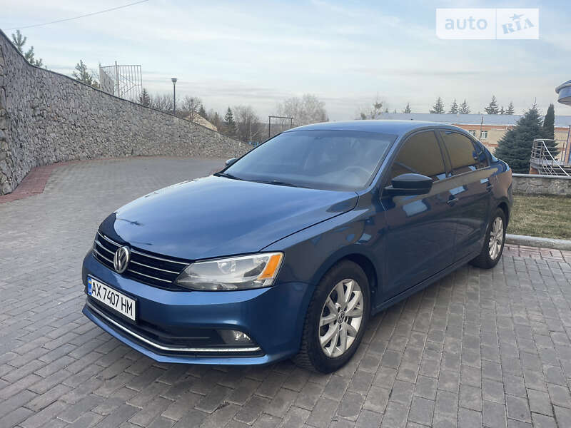 Седан Volkswagen Jetta 2015 в Червоному Донце