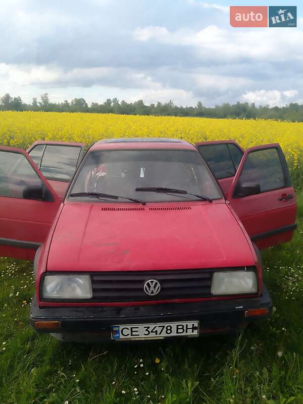 Седан Volkswagen Jetta 1989 в Вижниці