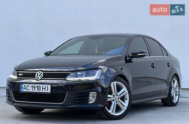 Седан Volkswagen Jetta 2015 в 