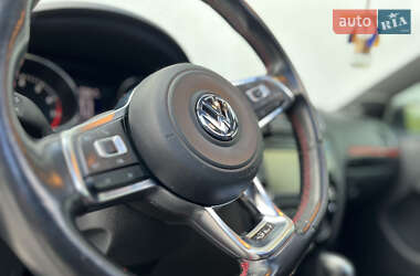 Седан Volkswagen Jetta 2015 в 