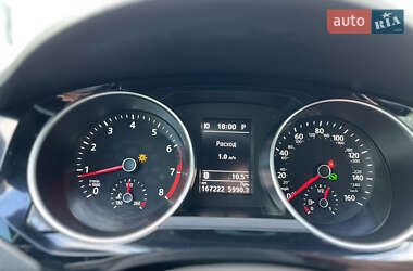 Седан Volkswagen Jetta 2015 в 