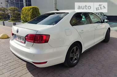 Седан Volkswagen Jetta 2013 в Виннице