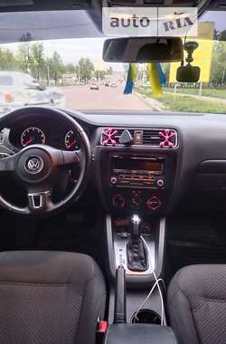 Седан Volkswagen Jetta 2014 в Сумах