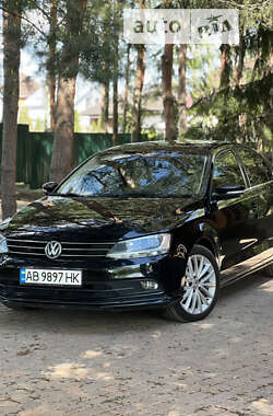 Седан Volkswagen Jetta 2016 в Виннице