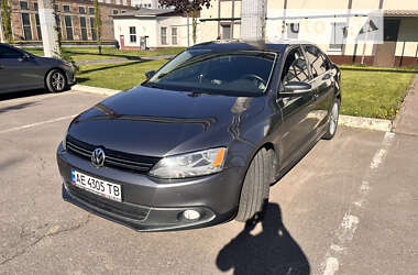 Седан Volkswagen Jetta 2014 в Киеве