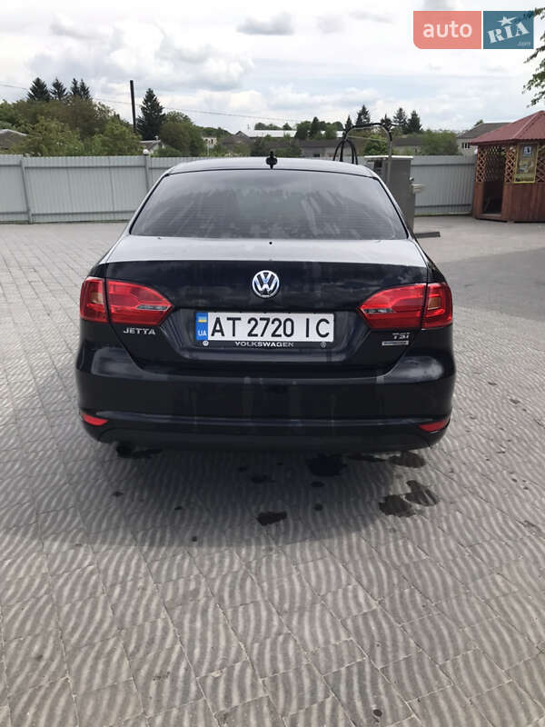 Седан Volkswagen Jetta 2011 в Рогатине