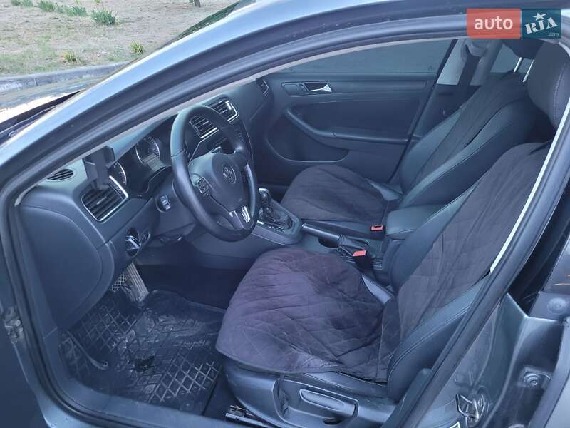 Седан Volkswagen Jetta 2011 в Днепре фото 6 Седан Volkswagen Jetta 2011 в Днепре