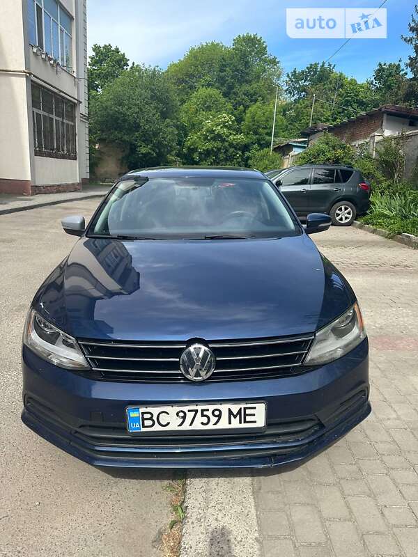 Седан Volkswagen Jetta 2013 в Львові