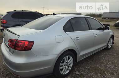 Седан Volkswagen Jetta 2011 в Львове