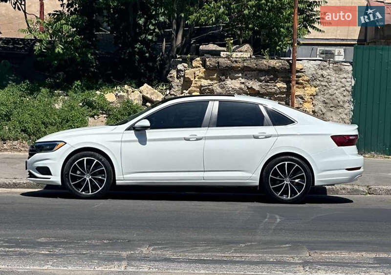 Седан Volkswagen Jetta 2020 в Одессе