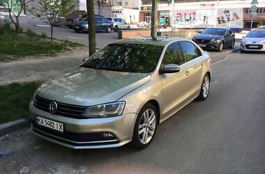 Седан Volkswagen Jetta 2015 в Києві