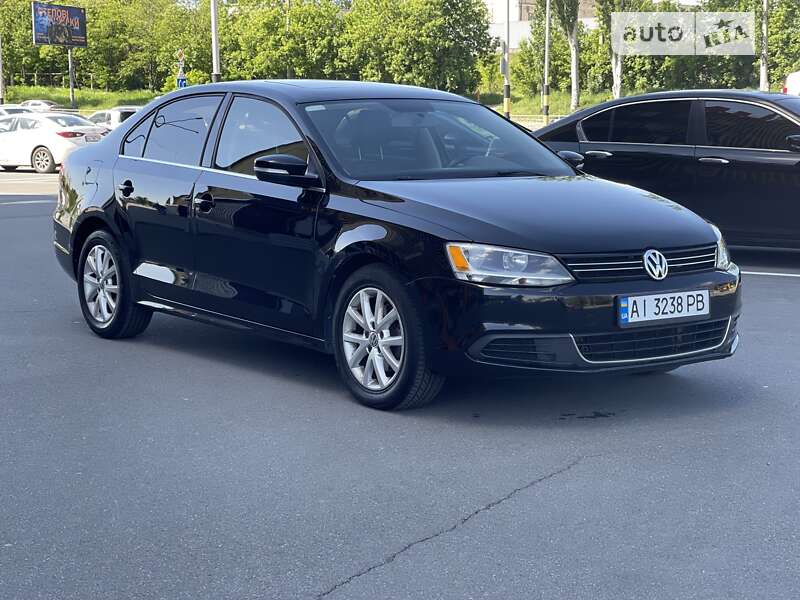 Седан Volkswagen Jetta 2014 в Киеве