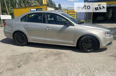 Седан Volkswagen Jetta 2014 в Києві