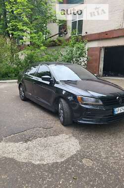 Седан Volkswagen Jetta 2015 в Запорожье