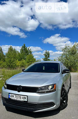 Седан Volkswagen Jetta 2013 в Звягеле