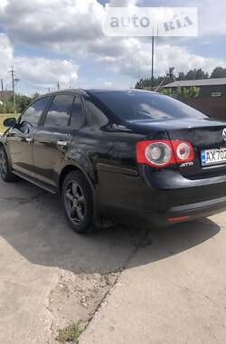 Седан Volkswagen Jetta 2007 в Богодухіву