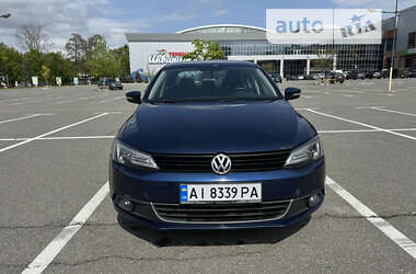 Седан Volkswagen Jetta 2011 в Киеве