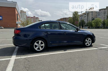 Седан Volkswagen Jetta 2011 в Киеве