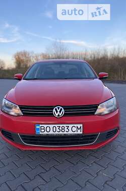 Седан Volkswagen Jetta 2012 в Зборові