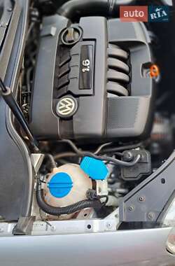 Седан Volkswagen Jetta 2006 в 