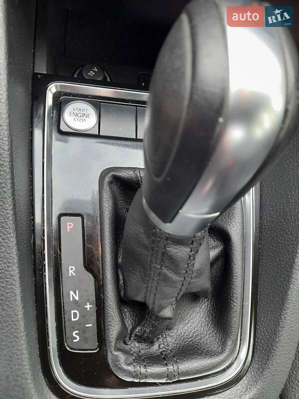 Седан Volkswagen Jetta 2017 в Макарове фото 13 Седан Volkswagen Jetta 2017 в Макарове