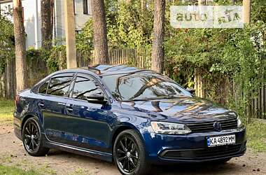 Седан Volkswagen Jetta 2014 в Києві