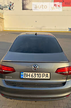 Седан Volkswagen Jetta 2016 в Одессе