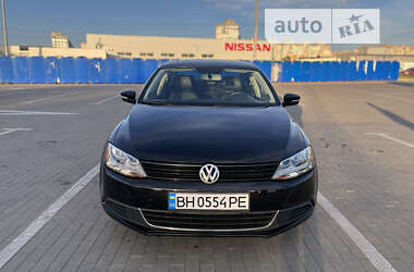 Седан Volkswagen Jetta 2012 в Одесі