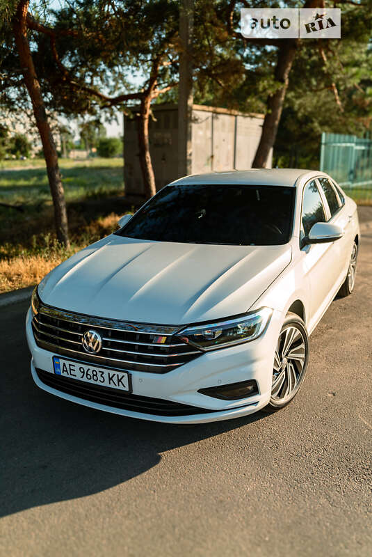 Седан Volkswagen Jetta 2021 в Павлограде