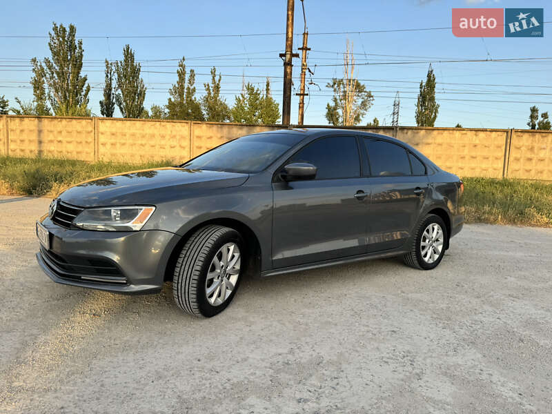 Седан Volkswagen Jetta 2015 в Кривом Роге