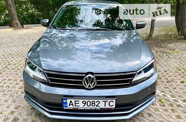 Седан Volkswagen Jetta 2015 в Харькове