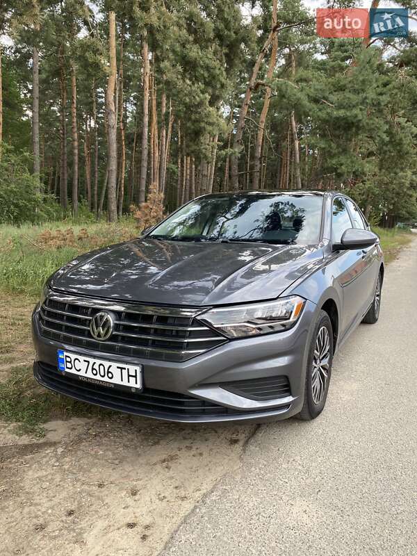 Седан Volkswagen Jetta 2018 в Львове